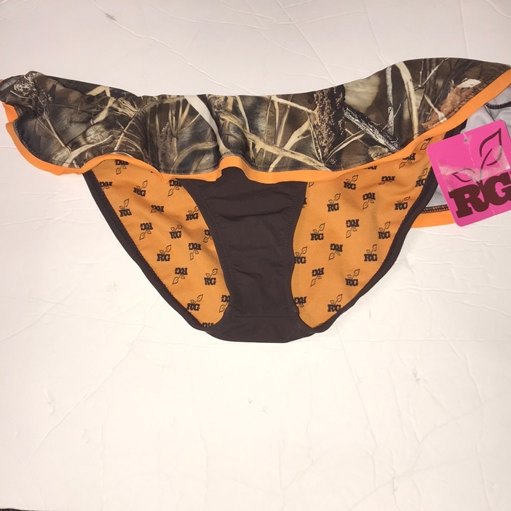 NWT Womenโs Camo Bikini Bottoms